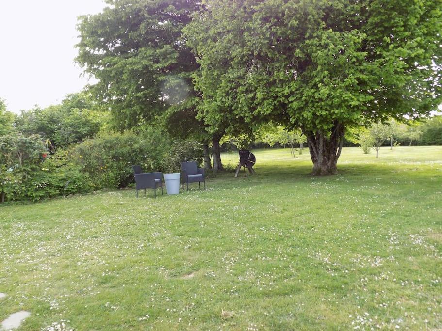 Apartmán Vue Du Jardin Les Adjots Exteriér fotografie